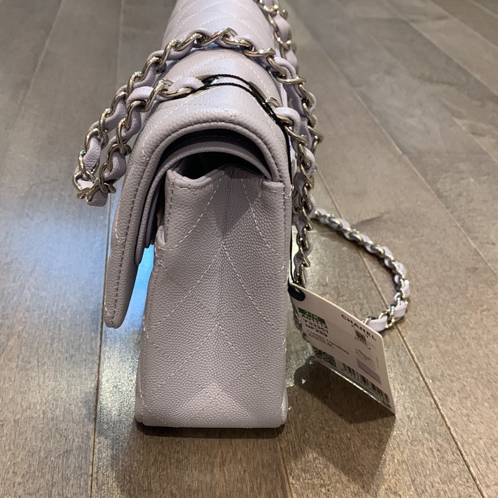 Chanel medium flap - Picture 2 of 9